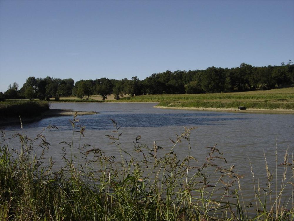 Le plan d'eau de la Rousse