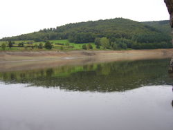 Lac de Villerest